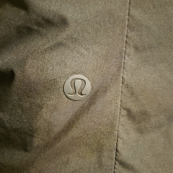 lululemon Sleek City Jacket - Size 10 - Picture 9 of 12
